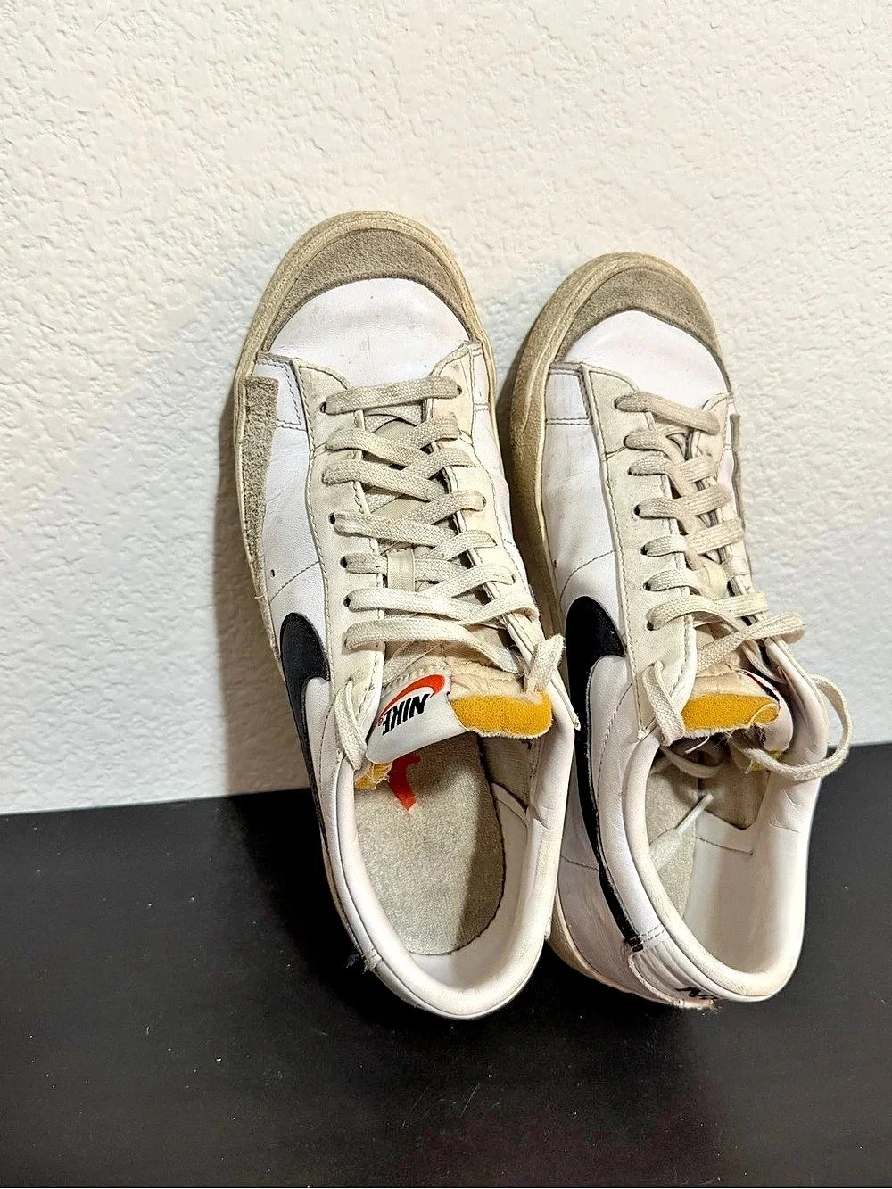 Nike Blazer Low '77 Vintage Sneakers White & Black US 10.5